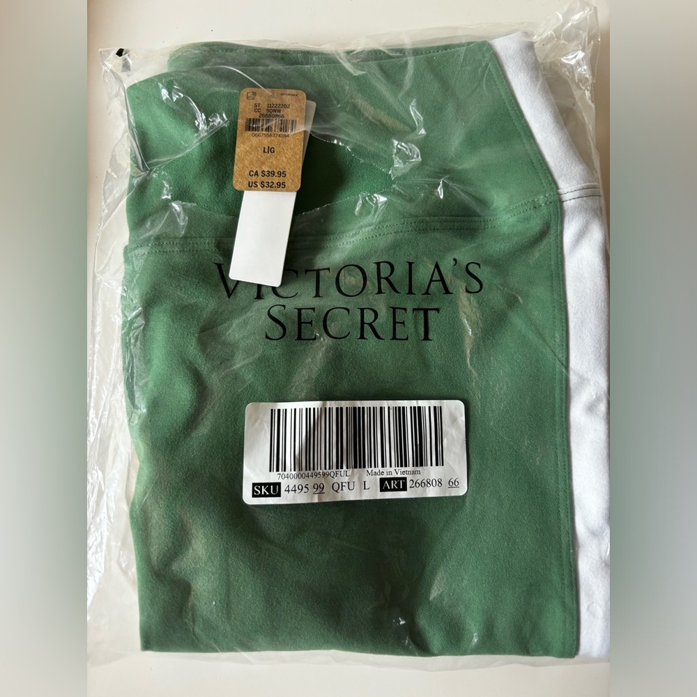 New Victoria’s Secret shorts, green white size large